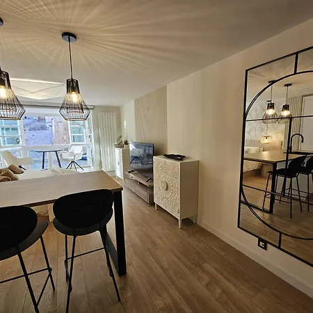 Abrazo A La Catedral By Unique Apartamento